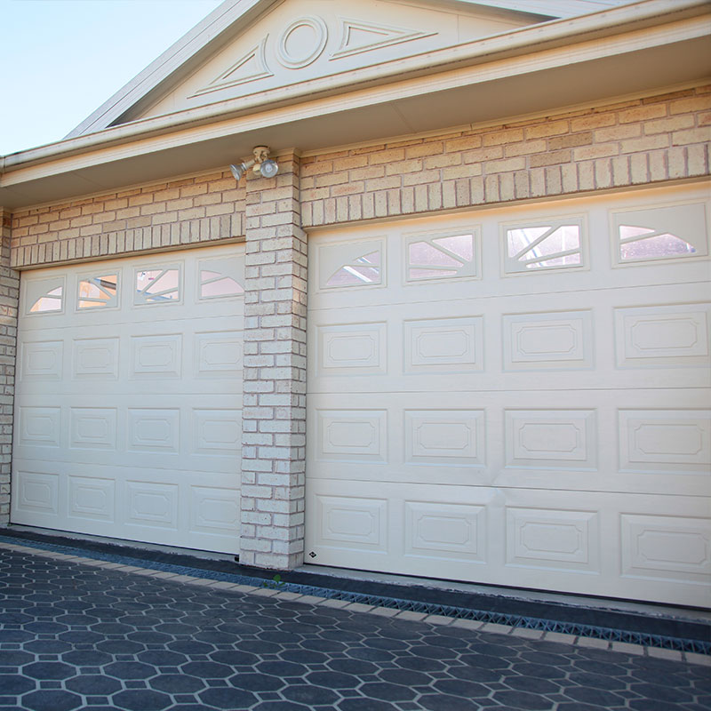 Garage door stuck closed Right