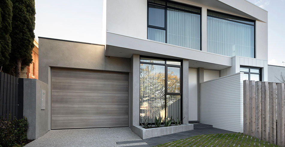 Sectional doors 