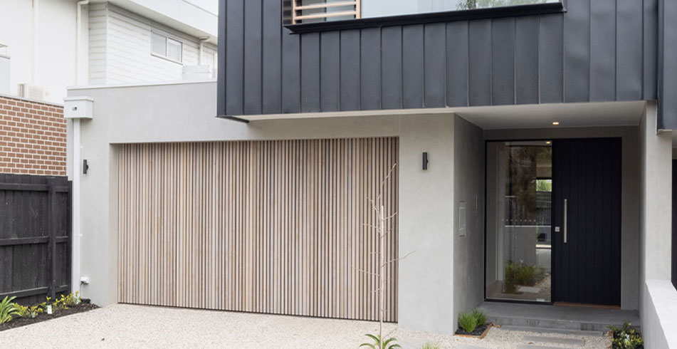 Tilt doors 
